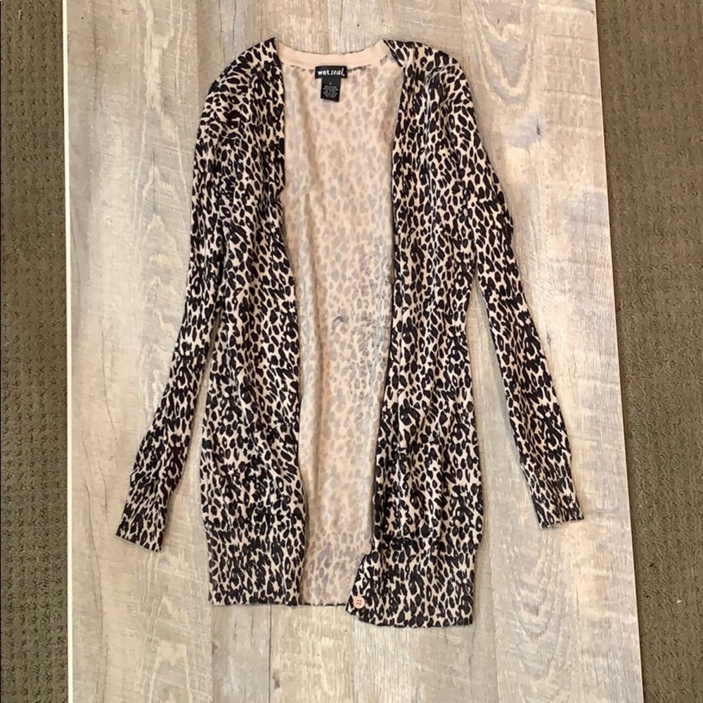 Leopard cardigan. Large.
